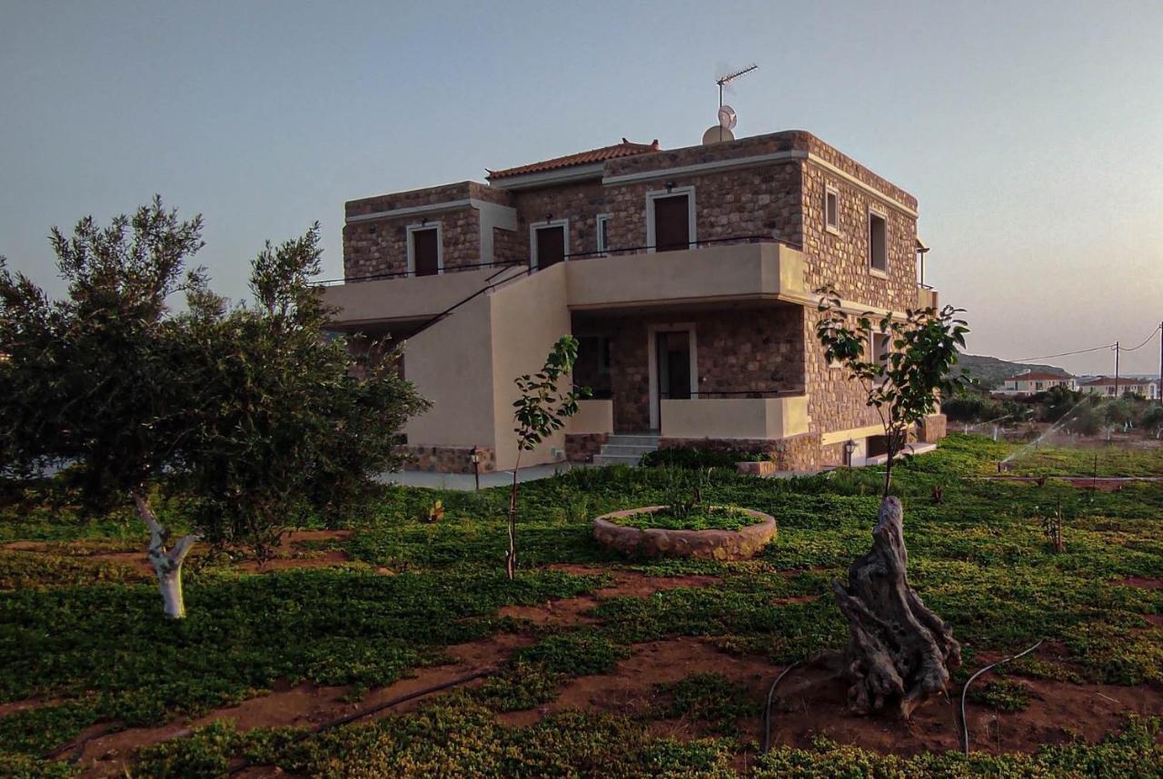 Castro Elafonisos Hotel Buitenkant foto