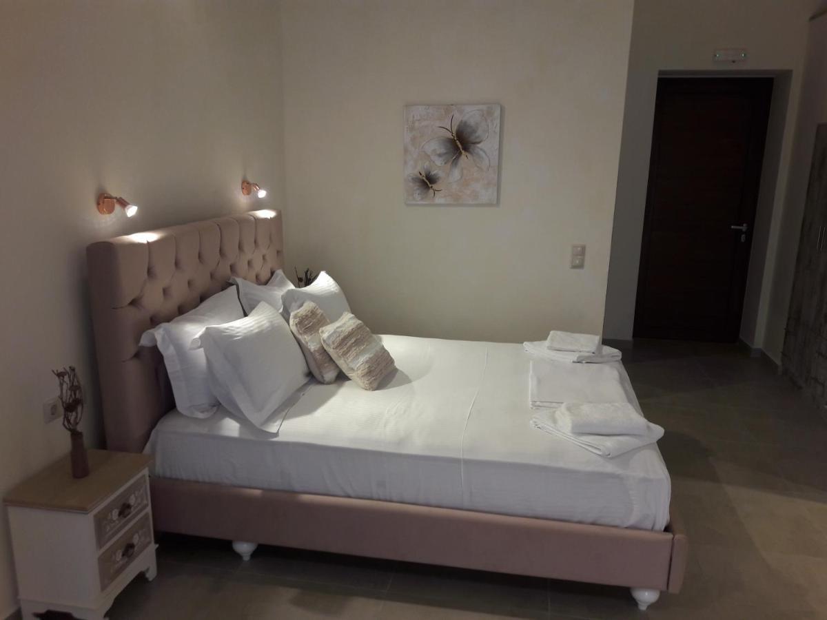 Castro Elafonisos Hotel Buitenkant foto