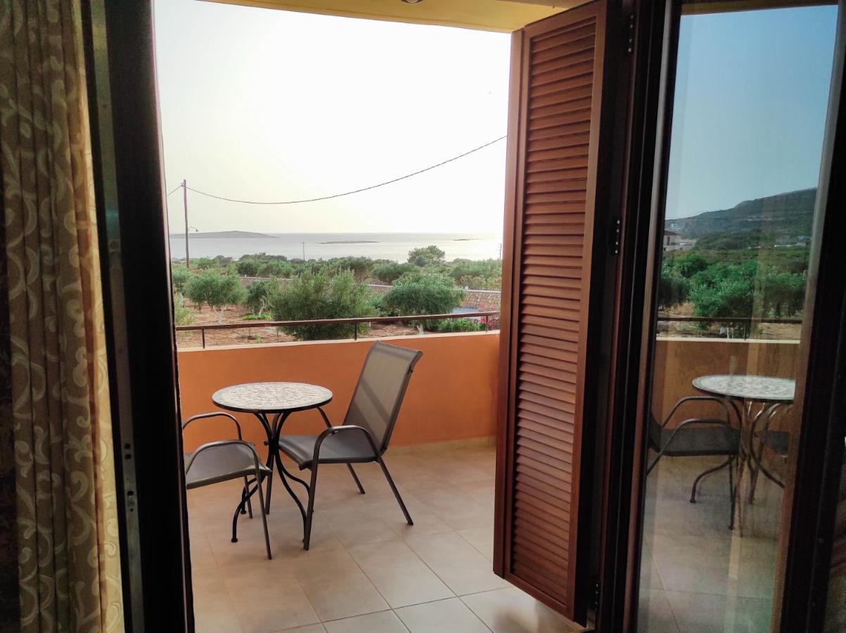 Castro Elafonisos Hotel Buitenkant foto