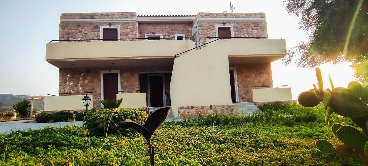 Castro Elafonisos Hotel Buitenkant foto